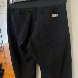 Livingston™ Basic Scrub Pants